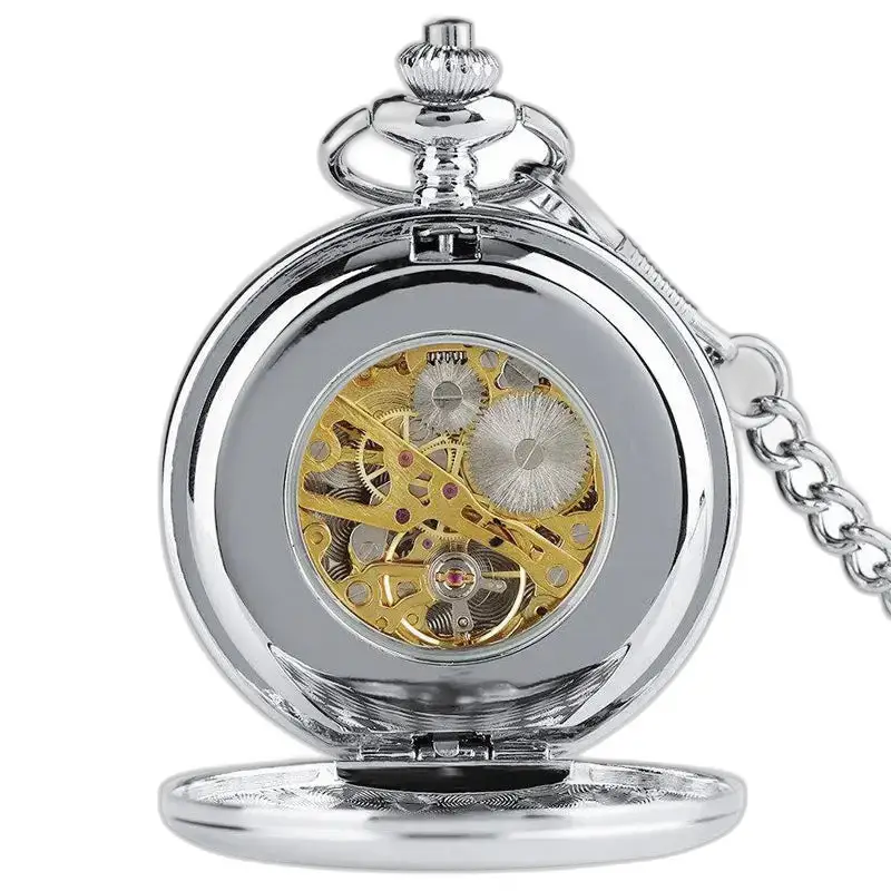 Modern chic zakhorloge met dubbele flap, zichtbare tandwielen en elegant ontwerp