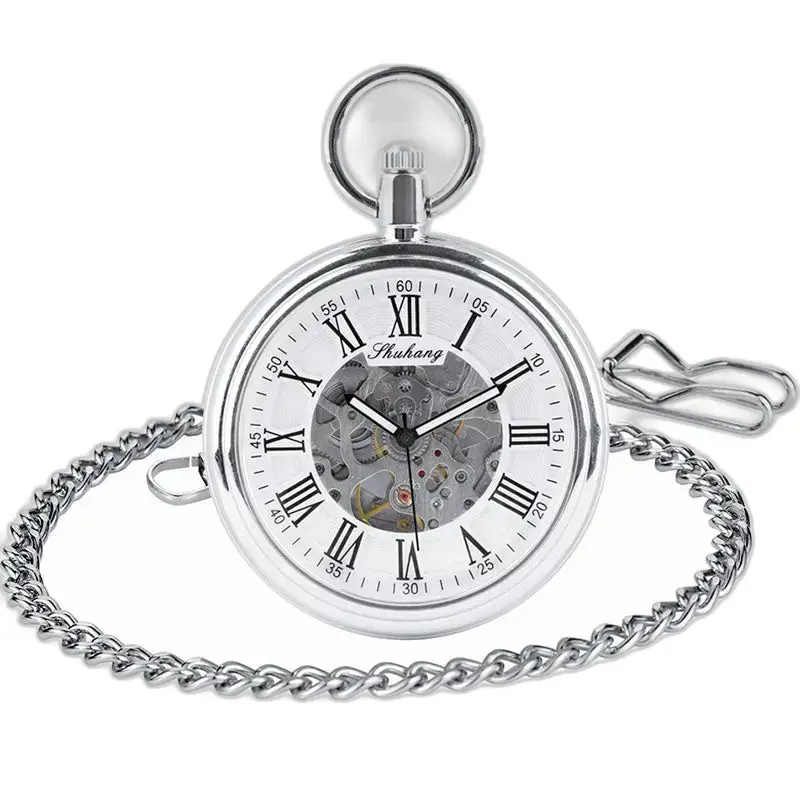 Zilveren mechanisch zakhorloge met open wijzerplaat en ketting, tijdloze elegantie