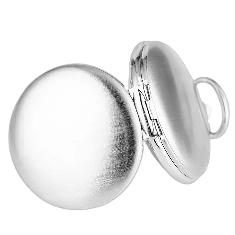 Montre à gousset mécanique lisse noir luxe avec un élégant boîtier en argent