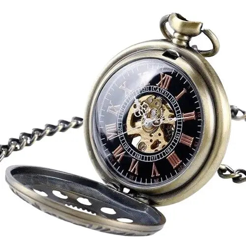 Vintage stijl zakhorloge met zichtbare tandwielen, een elegant oud horloge