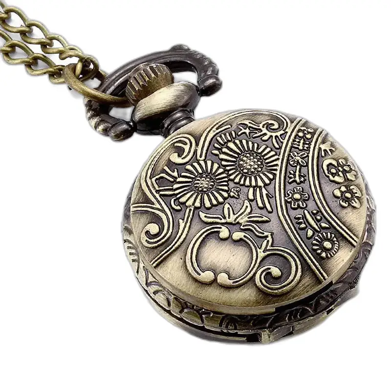 Vintage paarden bronzen zakkettinghorloge met elegante sierlijke details