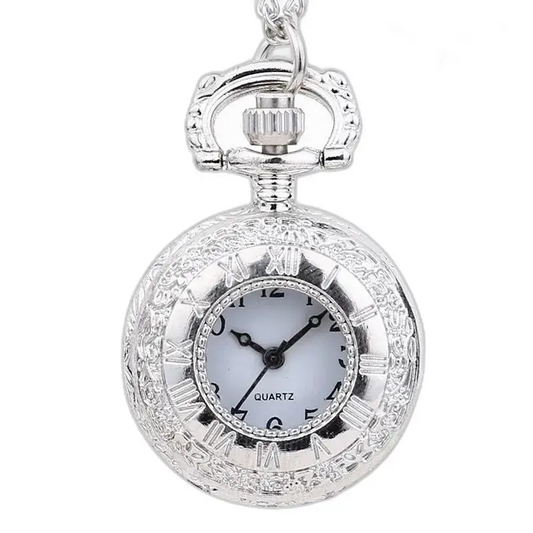 Vintage Zilveren Kettinghorloge met hanger in de vorm van een zilveren zakhorloge
