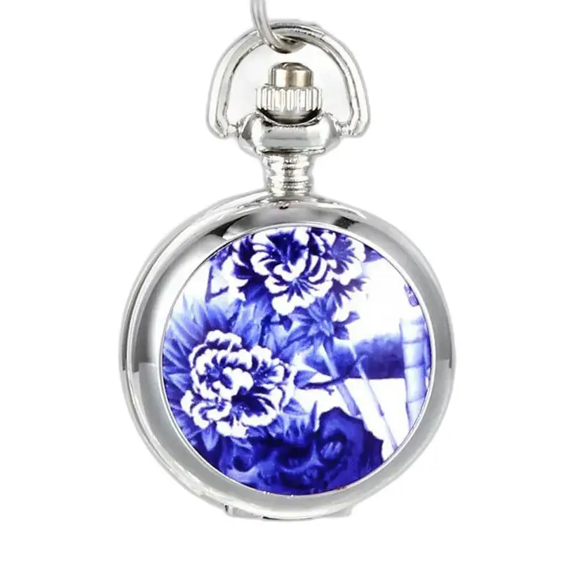 Zilverblauw bloemenkettinghorloge met elegant blauw bloemenmotief