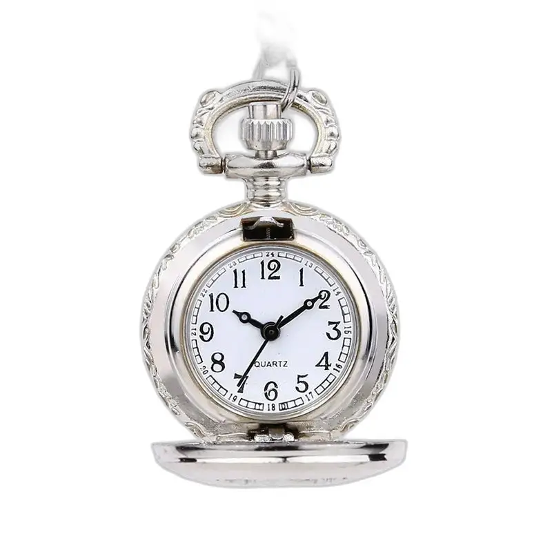 Chique zilveren sneeuwvlokkettinghorloge voor dames en heren met een elegant zilveren zakhorloge