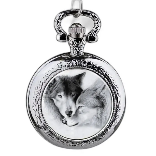 Wolf-halskettinghorloge met wolf-ontwerp op een zilverkleurig roestvrijstalen horloge