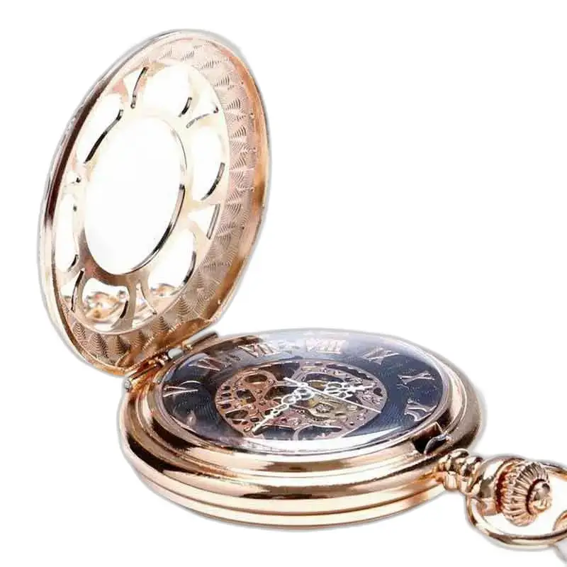 Luxe gouden smaragd kruisje zakhorloge met elegante roségouden wijzerplaat