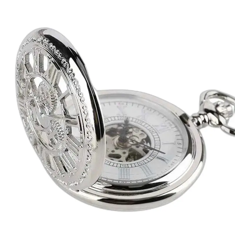 Luxe zilveren diamanten zakhorloge met verfijnd en elegant ontwerp