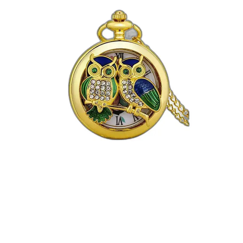 Klassiek gouden vlinderkwartszakhorloge met elegant uilenontwerp