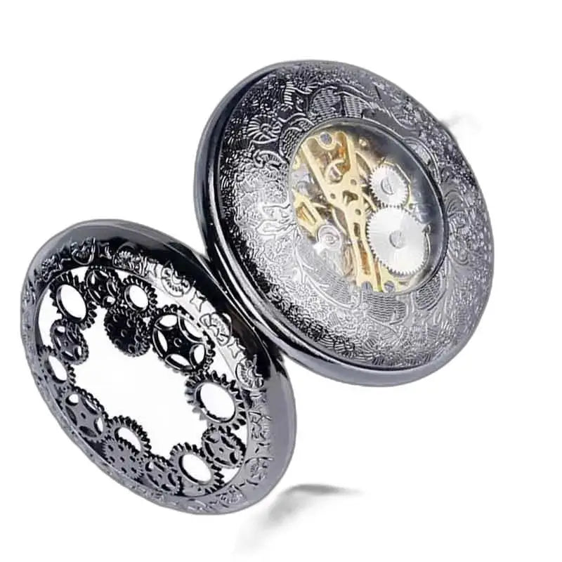 Open Steampunk-zakhorloge dat het hoge machinemechanisme benadrukt